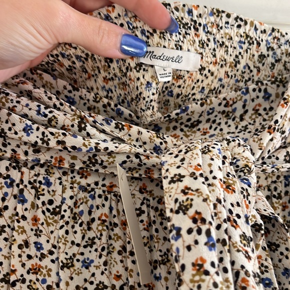 NWT Tie-Waist Tiered Mini Skirt in Fieldwalk Floral Antique Cream | Size L - Picture 7 of 8